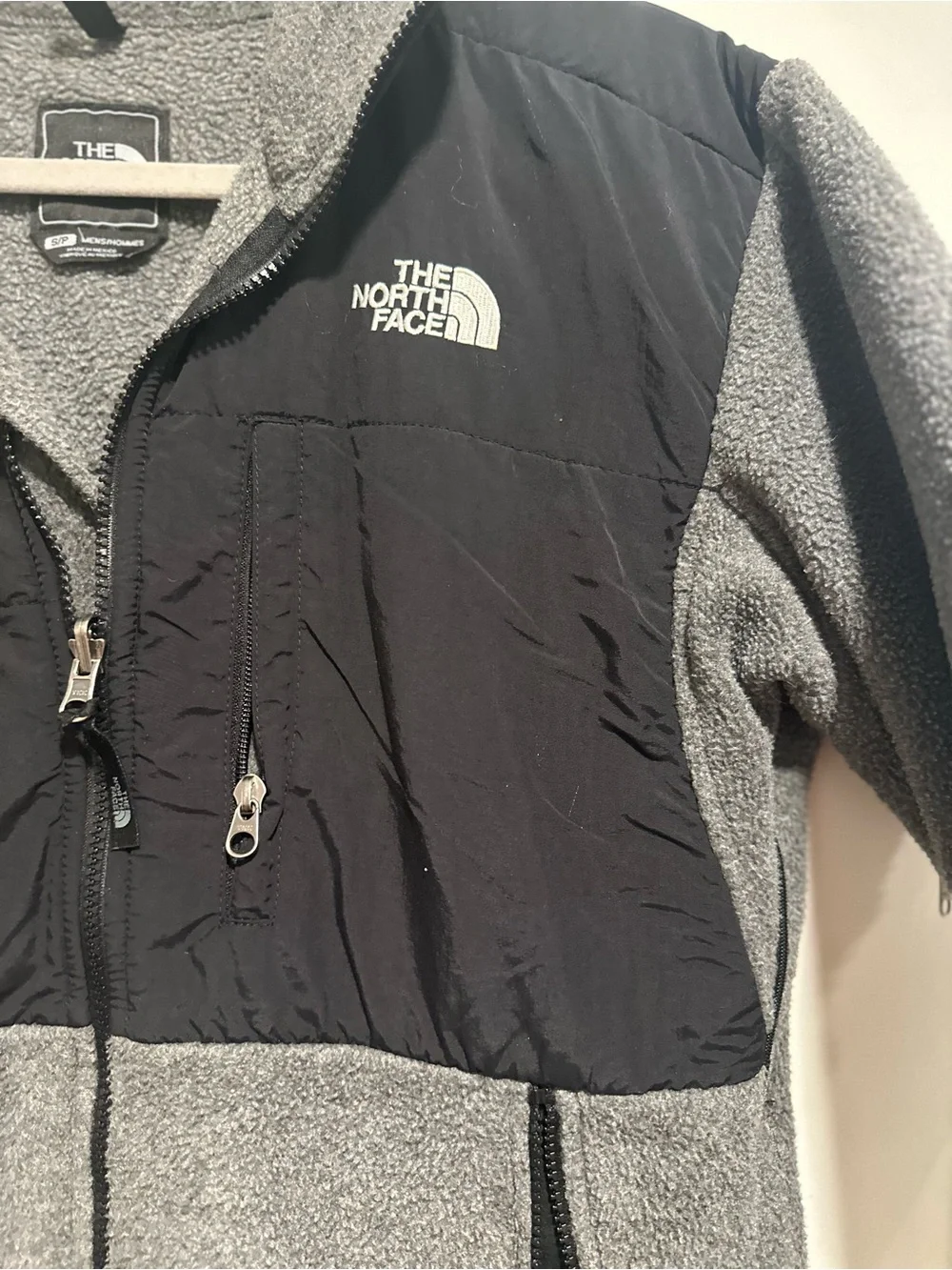 The North Face Denali Polartec Sz:S Fleece Jacket gray Full Zip Coat Jacket.